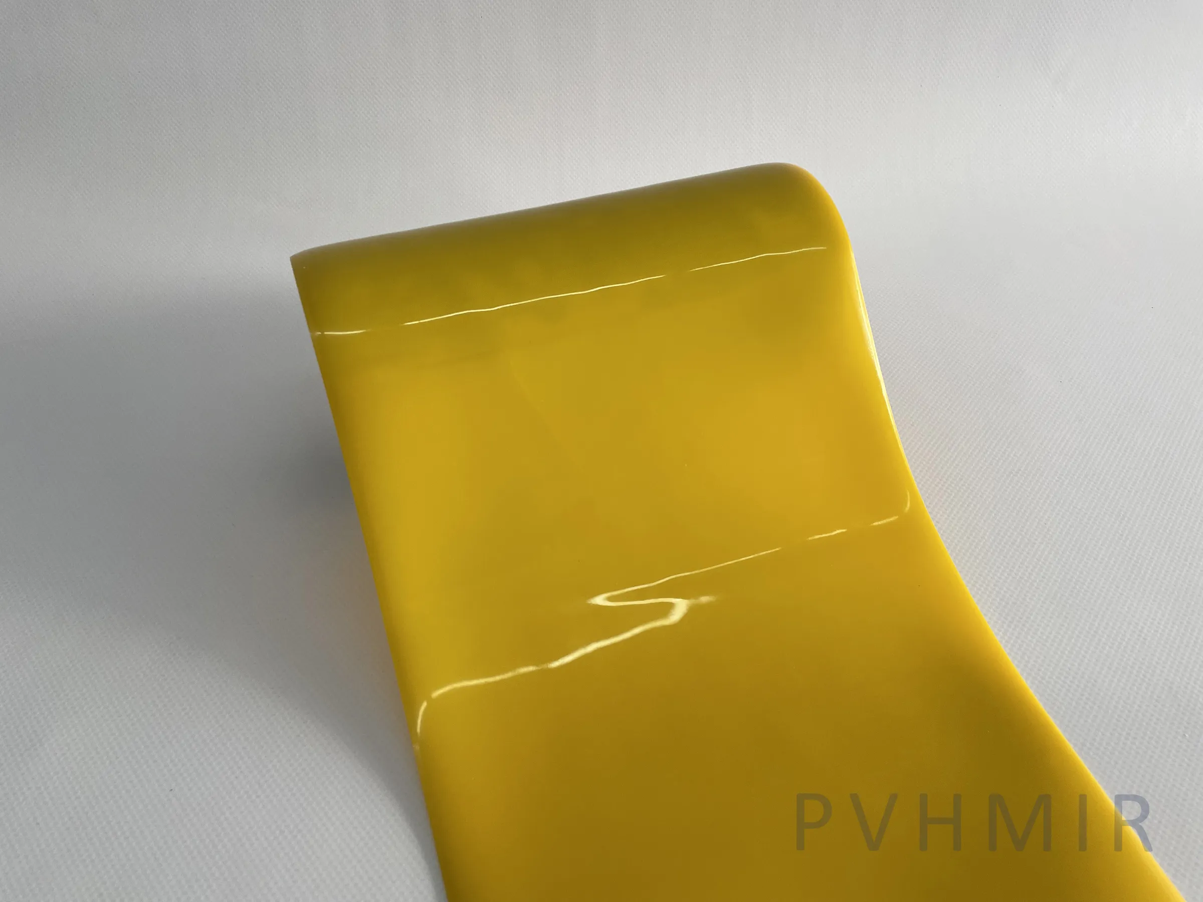 ПВХ завеса желтая непрозрачная 2x200